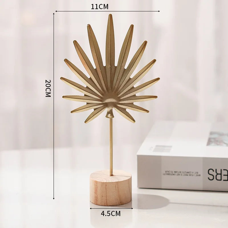 Golden Ginkgo Leaf Metal Figurine – Decorative Sculpture for Home Office Decor