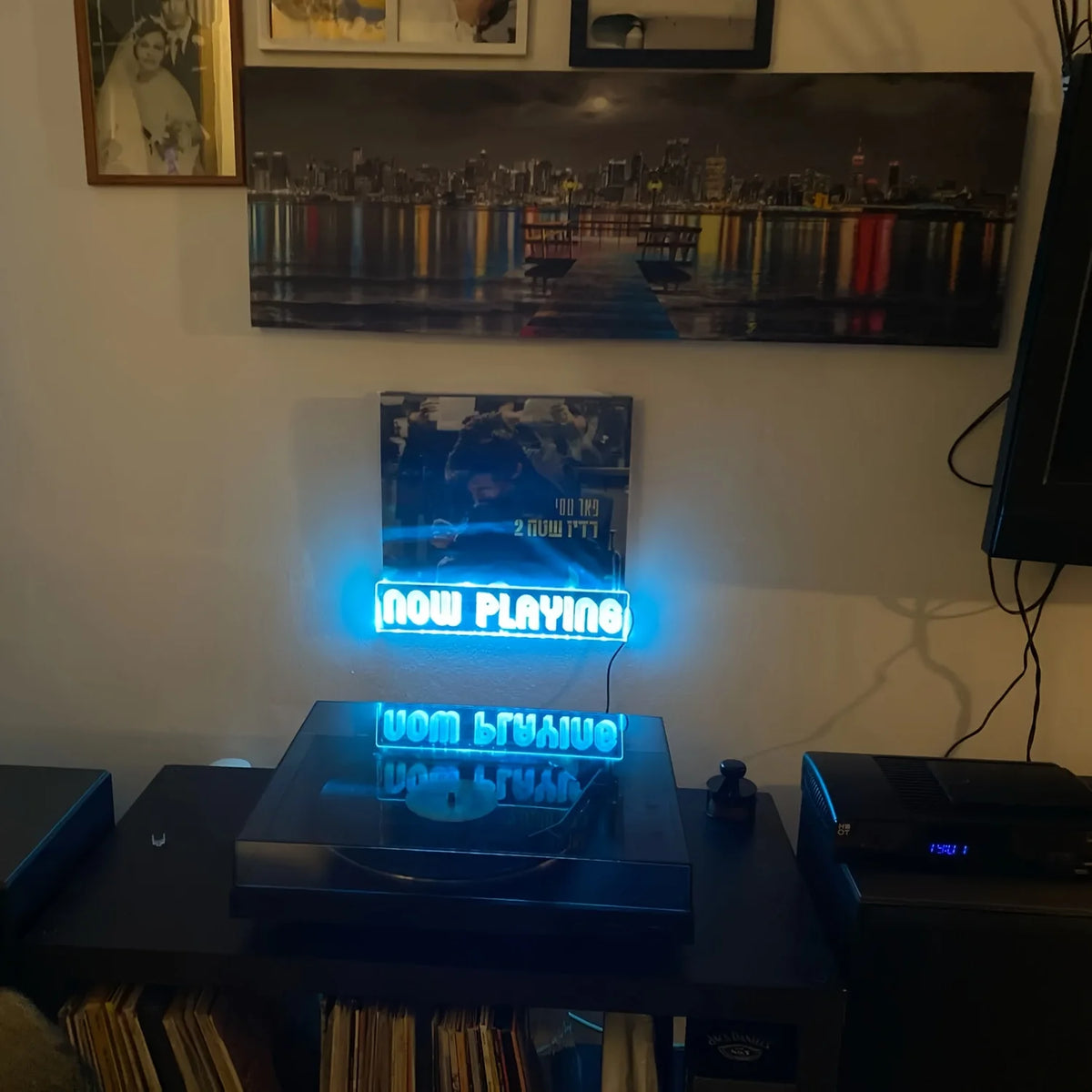 Acrylic Vinyl Record Wall Stand – Floating Album Display Shelf for Home Decor