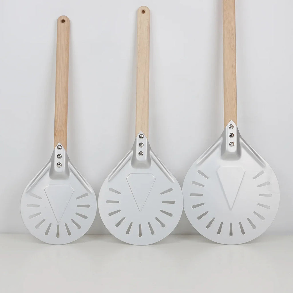 Perforated Aluminum Pizza Peel – Non-Slip Wooden Handle for Home Baking
