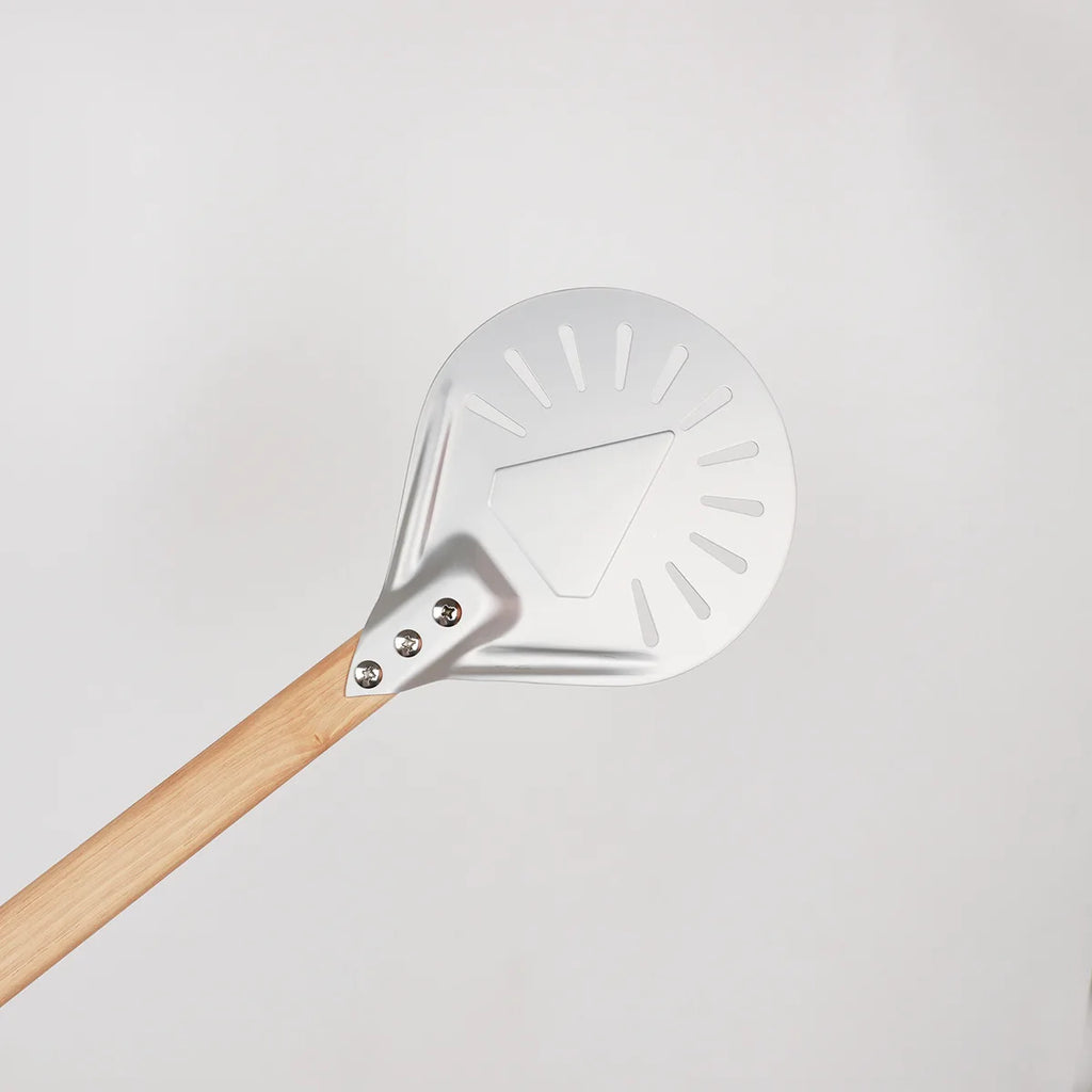 Perforated Aluminum Pizza Peel – Non-Slip Wooden Handle for Home Baking