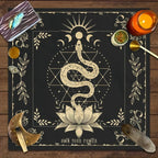 Snake Floral Tarot Tablecloth – Astrology Altar Decor for Divination Rituals