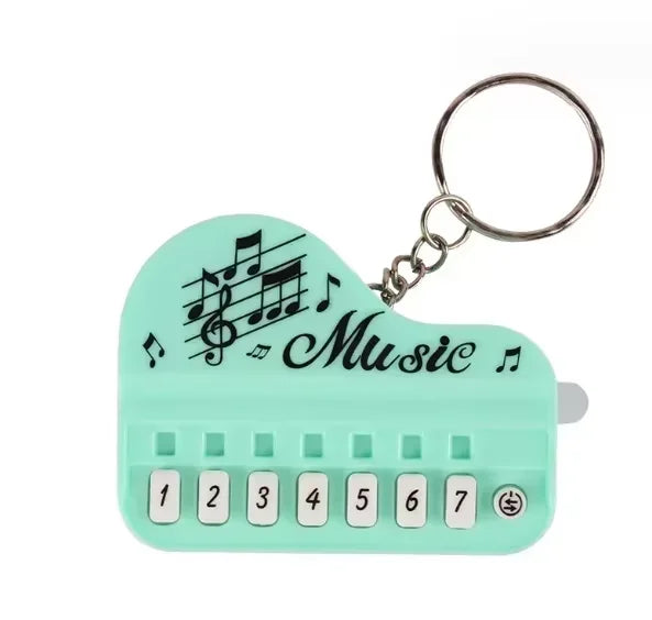 Mini Electronic Piano Keychain – Musical Cartoon Pendant for Birthday Gifts