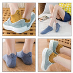 Embroidered Smiley Face Ankle Socks – Breathable Cotton for Casual Comfort