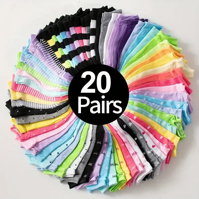 Heart Print Ankle Socks – Candy Colored Cotton Hosiery for Valentine's Day