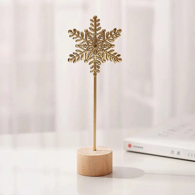 Golden Ginkgo Leaf Metal Figurine – Decorative Sculpture for Home Office Decor
