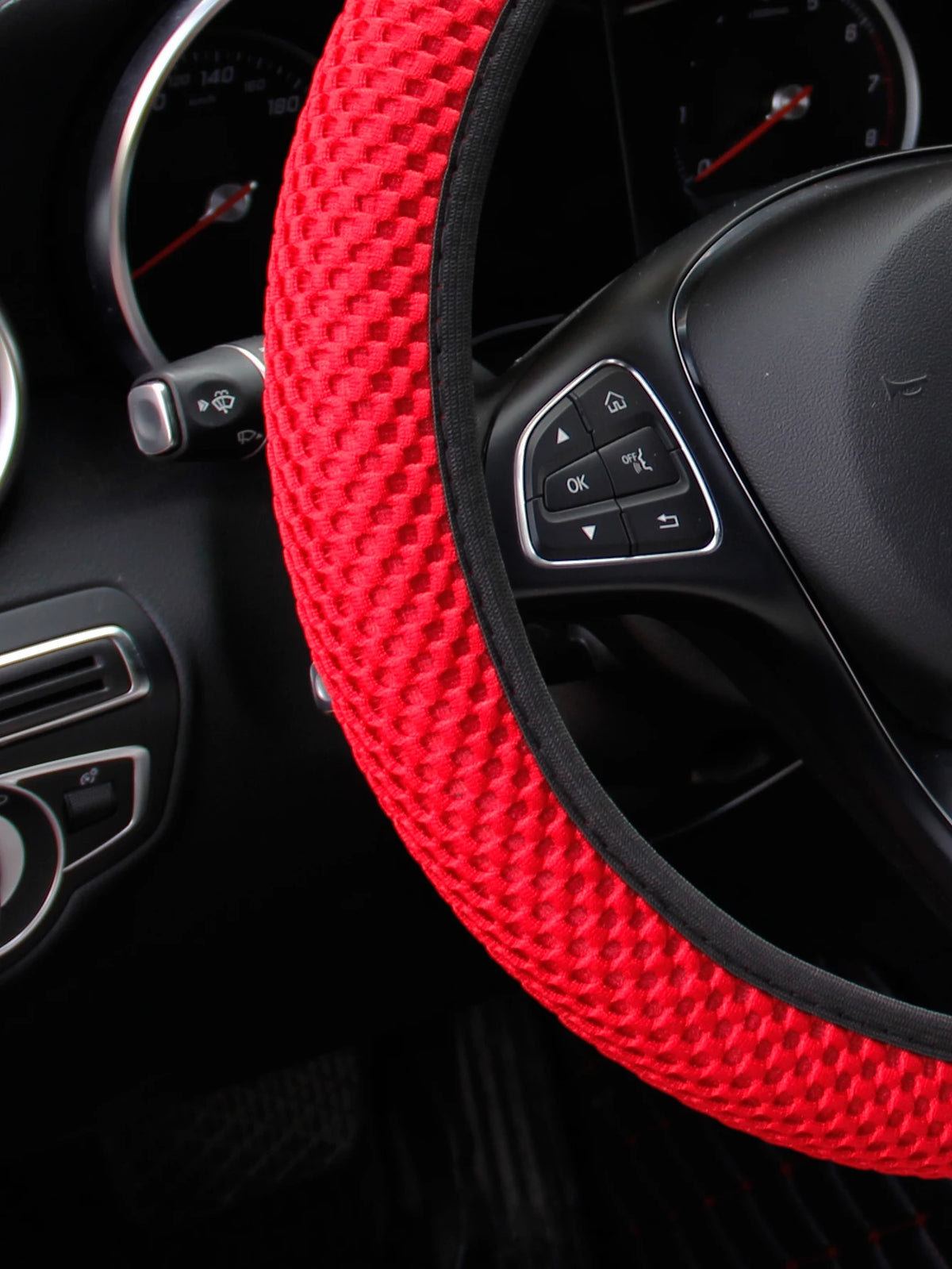 Breathable Mesh Car Steering Wheel Cover – Comfortable Grip for Women