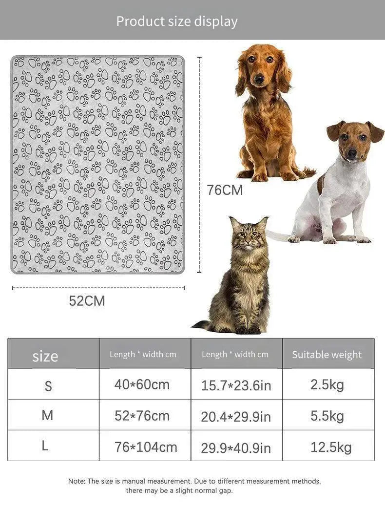 Soft Fluffy Pet Blanket – Cartoon Paw Print for Dogs and Cats