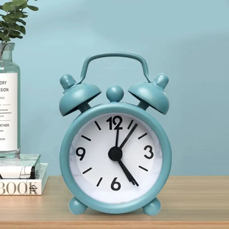 Mini Round Metal Alarm Clock – Portable Quartz Desktop Decor for Home Office