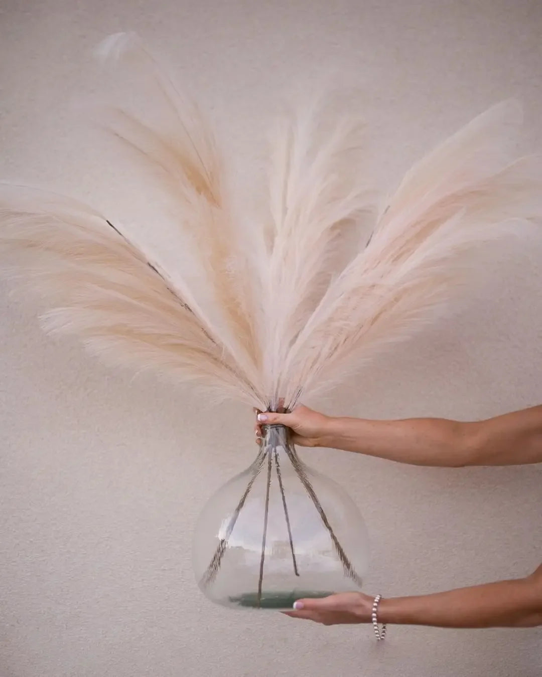 47" Faux Pampas Grass – Tall Fluffy Artificial Stems for Home Decor