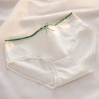 Floral Cotton Briefs – Breathable Women's Seamless Underwear for Daily Wear