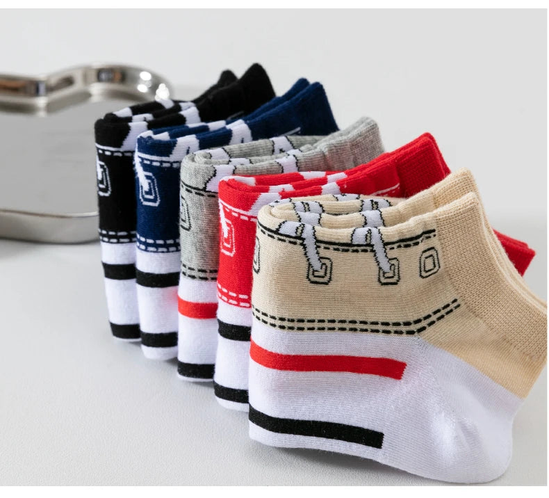 Moisture Wicking Sports Socks – Breathable Athletic Gear for Basketball