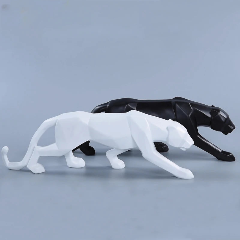 Large Geometric Panther Statue – Abstract Resin Leopard for Home Office Decor