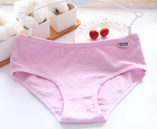 Cotton Briefs – Breathable Plus Size Underwear for Women Daily Comfort