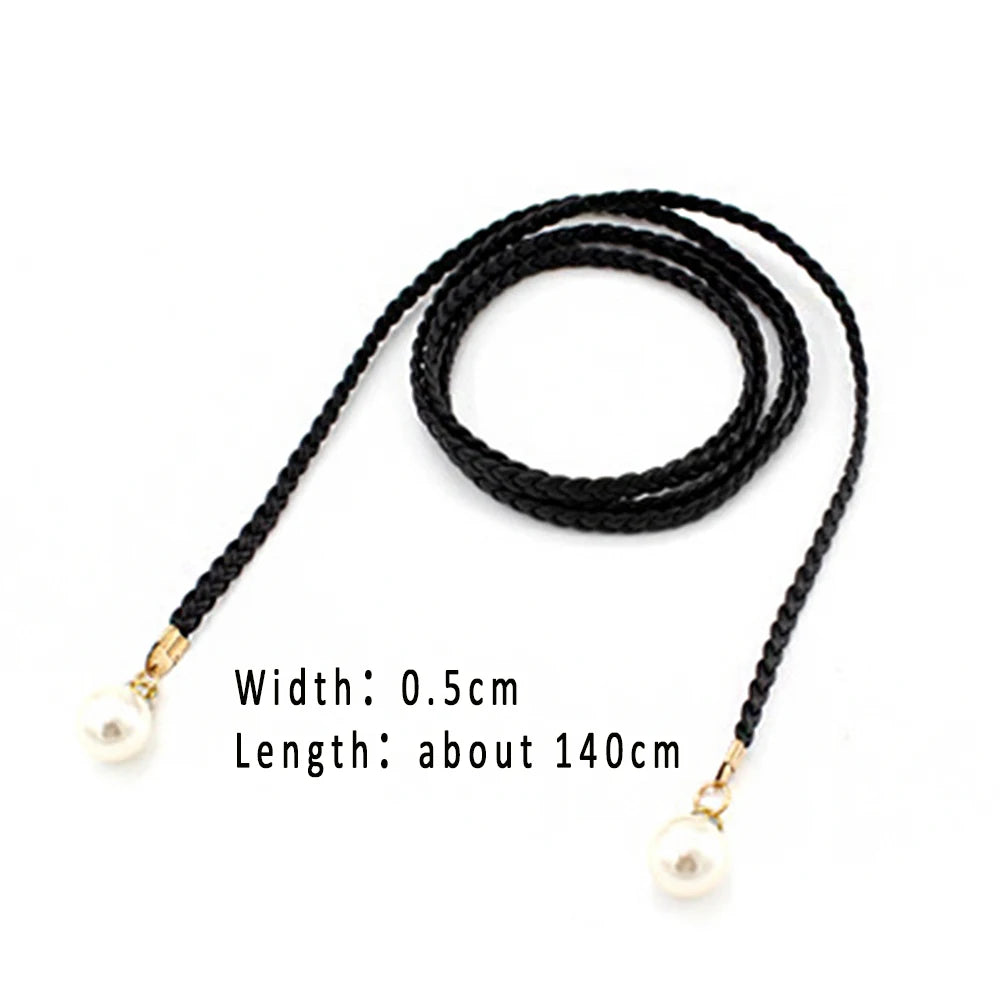 Braided Straw Waist Belt – Boho Wooden Buckle Accessory for Women