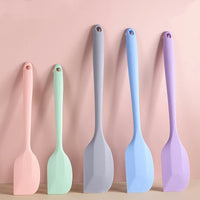 Silicone Baking Spatula – Non-stick Kitchen Tool for Cake Pastry Cooking