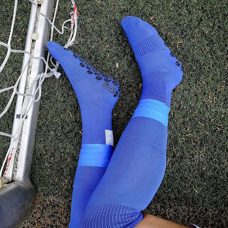 Silicone Shin Guard Straps – Adjustable Anti-Slip Holders for Soccer Football