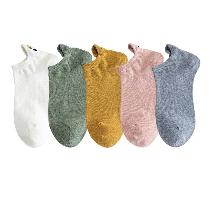 Embroidered Expression Ankle Socks – Kawaii Cotton Fashion for Casual Wear