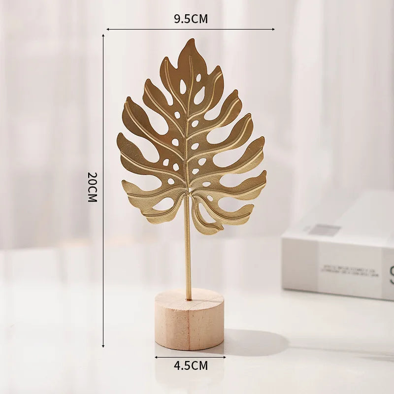 Golden Ginkgo Leaf Metal Figurine – Decorative Sculpture for Home Office Decor