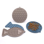 Silicone Slow Feeder Mat – Anti-Choking Pet Licking Bowl for Bath and Grooming