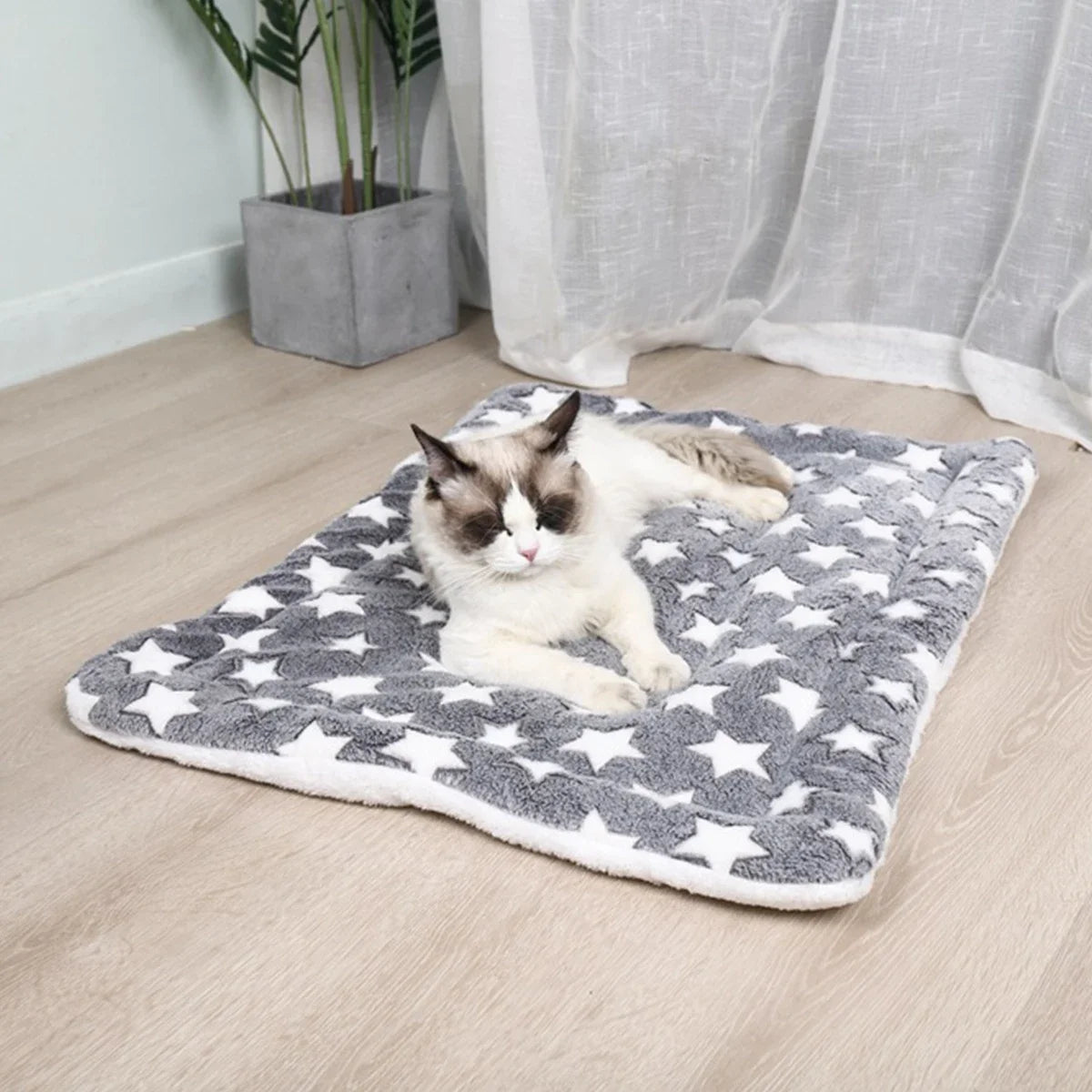 Flannel Pet Bed – Thickened Sleeping Mat for Small and Large Dogs and Cats