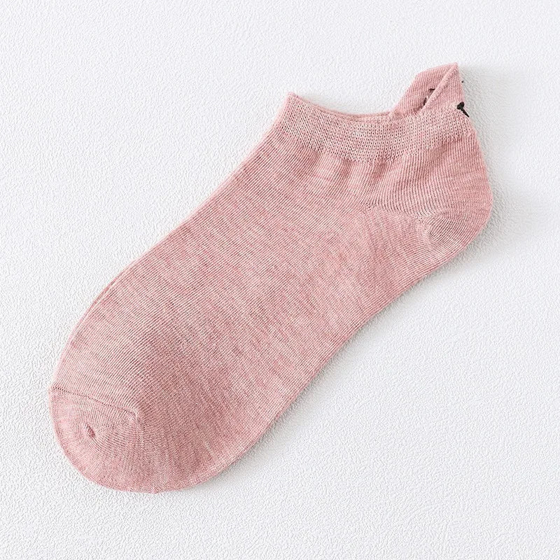 Embroidered Smiley Face Ankle Socks – Breathable Cotton for Casual Comfort