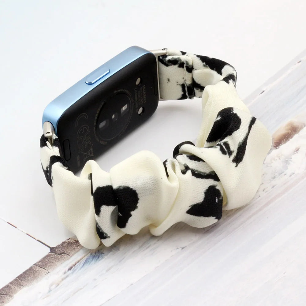 Printed Fabric Scrunchie Band – Soft Nylon Strap for Huawei Band 7 Women