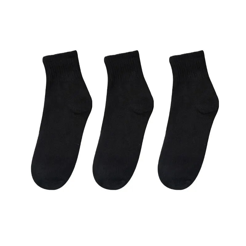 Cotton Mid-calf Socks – Solid Colour Daily Wear for Men