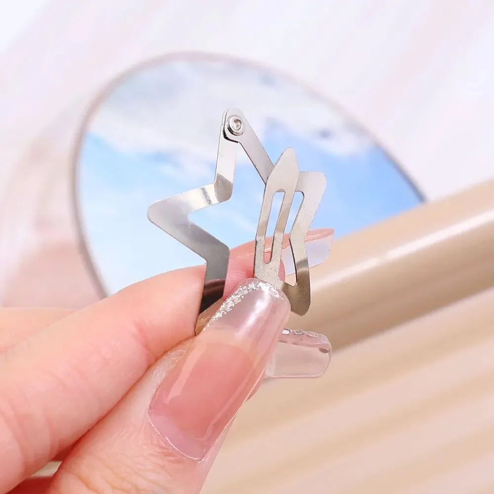 Silver Star Snap Hair Clips – Metal Y2K Barrettes for Girls Hairstyles