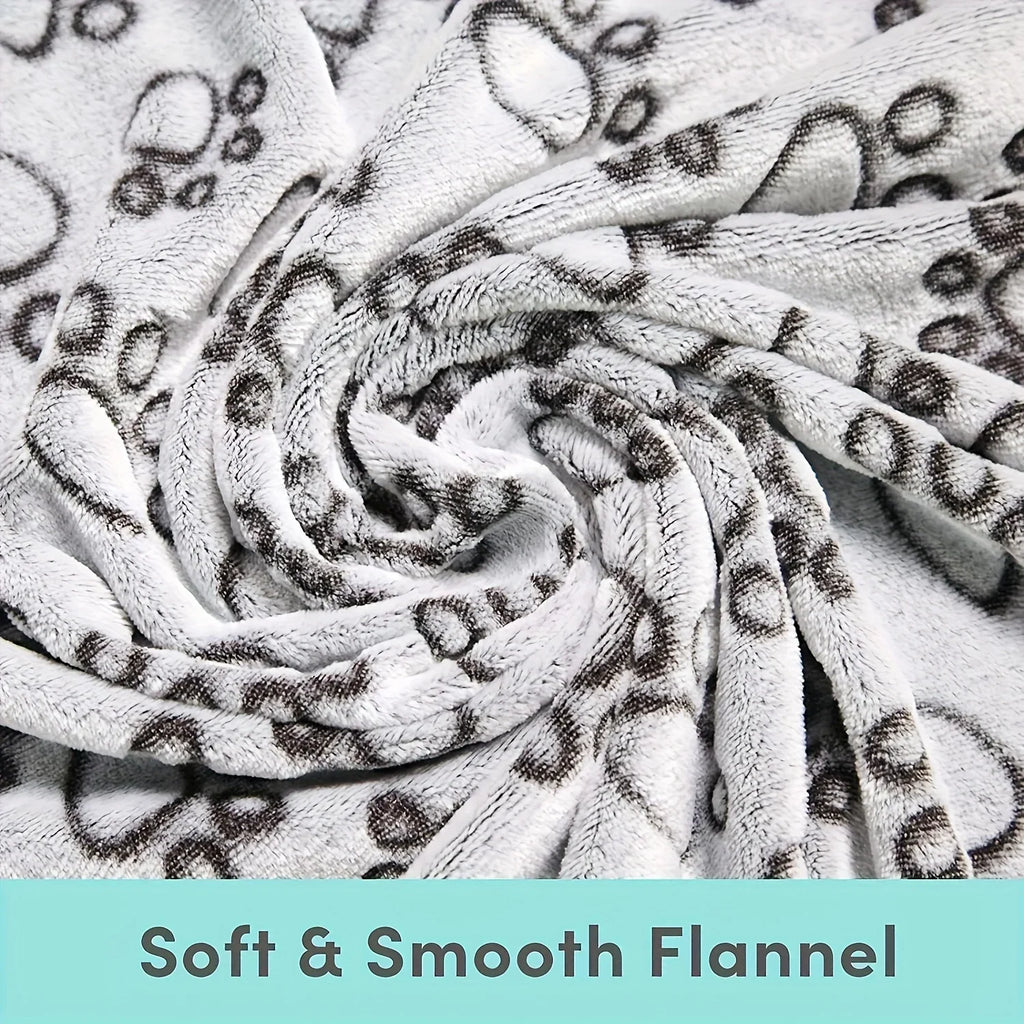 Fluffy Cartoon Pet Blanket – Warm Soft Mat for Dogs and Cats