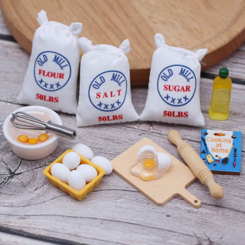Miniature Kitchen Utensil Set – 1:12 Scale Baking Tools for Dollhouse Decor