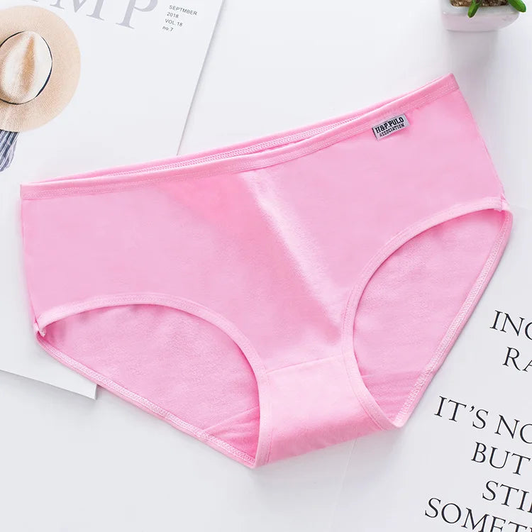 Cotton Briefs – Breathable Plus Size Underwear for Women Daily Comfort