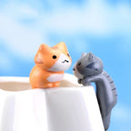 Lucky Cat Miniature Figures – Resin Micro Landscape Decor for Bonsai Gardening