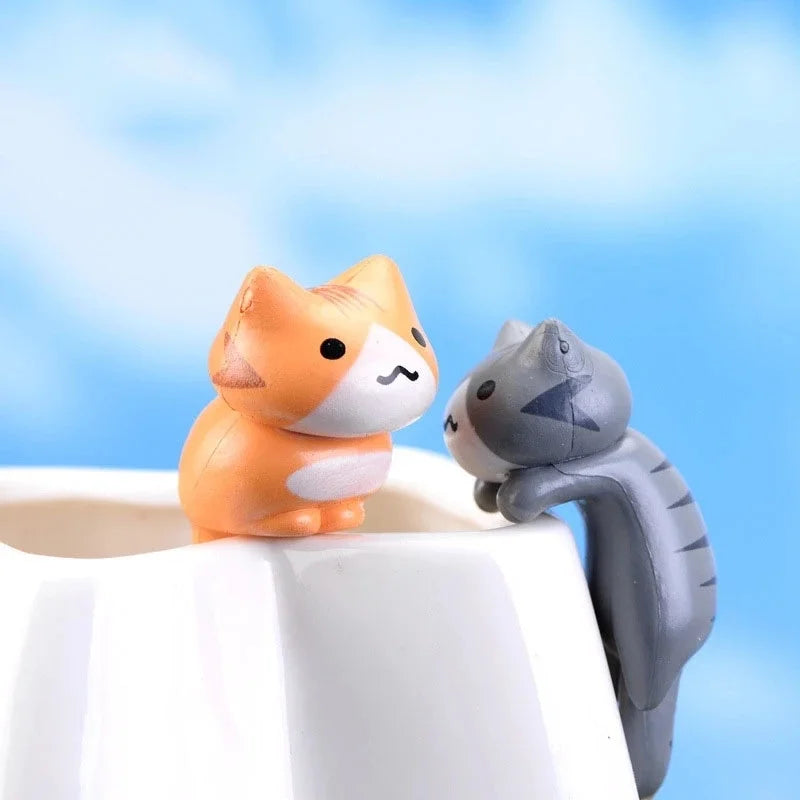Lucky Cat Miniature Figures – Resin Micro Landscape Decor for Bonsai Gardening