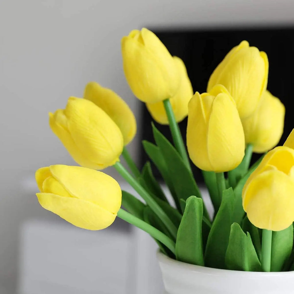 Real Touch Artificial Tulip Flowers – Decorative Floral Bouquet for Wedding Home