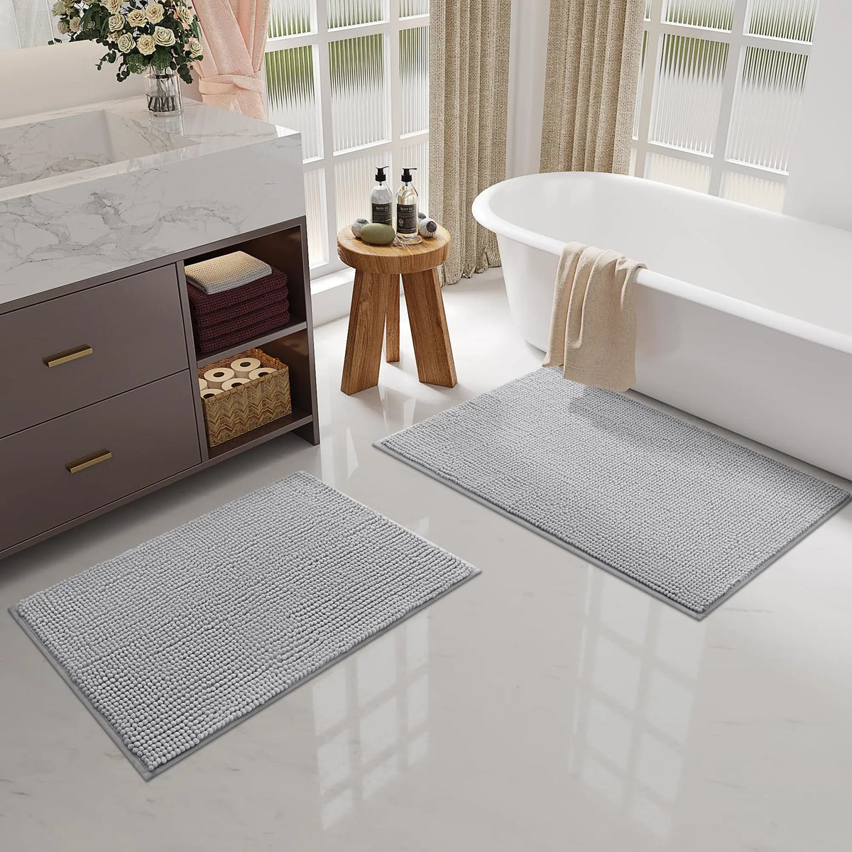 Chenille Bathroom Mat – Ultra Soft Absorbent Non-slip Rug for Shower Floors