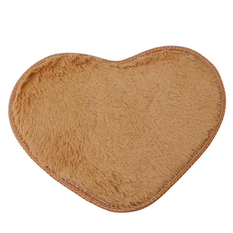 Heart Shaped Plush Carpet – Thickened Bedroom Rug for Home Decor