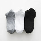 Breathable Cotton Ankle Socks – Solid Color Athletic Wear for Women