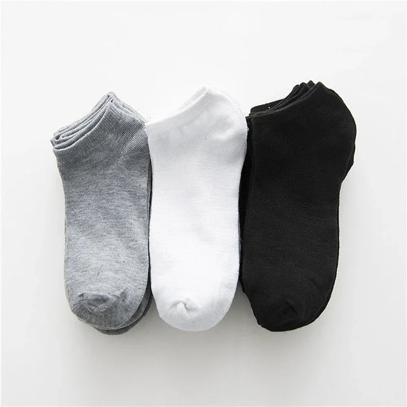 Breathable Cotton Ankle Socks – Solid Color Athletic Wear for Women