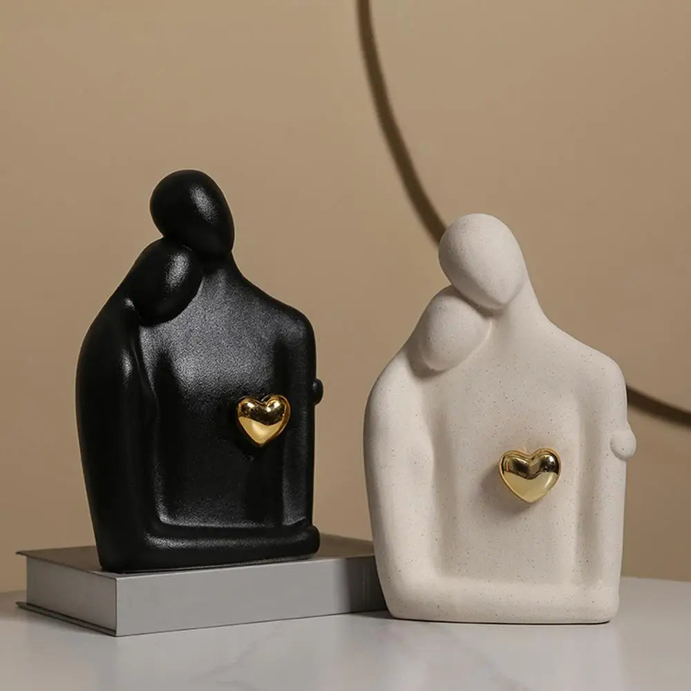 Couple Figurine Statue – Romantic Sculpture for Home Bookshelf Decor