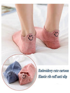 Embroidered Smiley Face Ankle Socks – Breathable Cotton for Casual Comfort