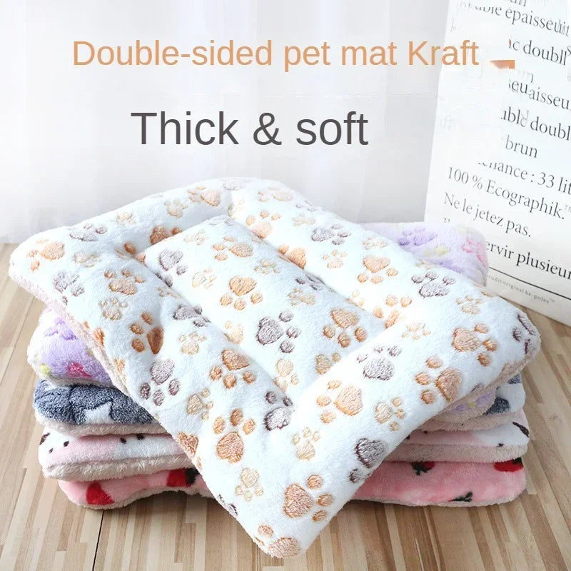Double-Sided Plush Pet Mat – Warm Sleeping Bed for Cats and Small Dogs