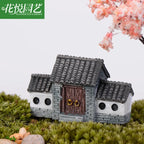 Miniature Chinese Archway Figurine – Antique Resin Decor for Terrariums