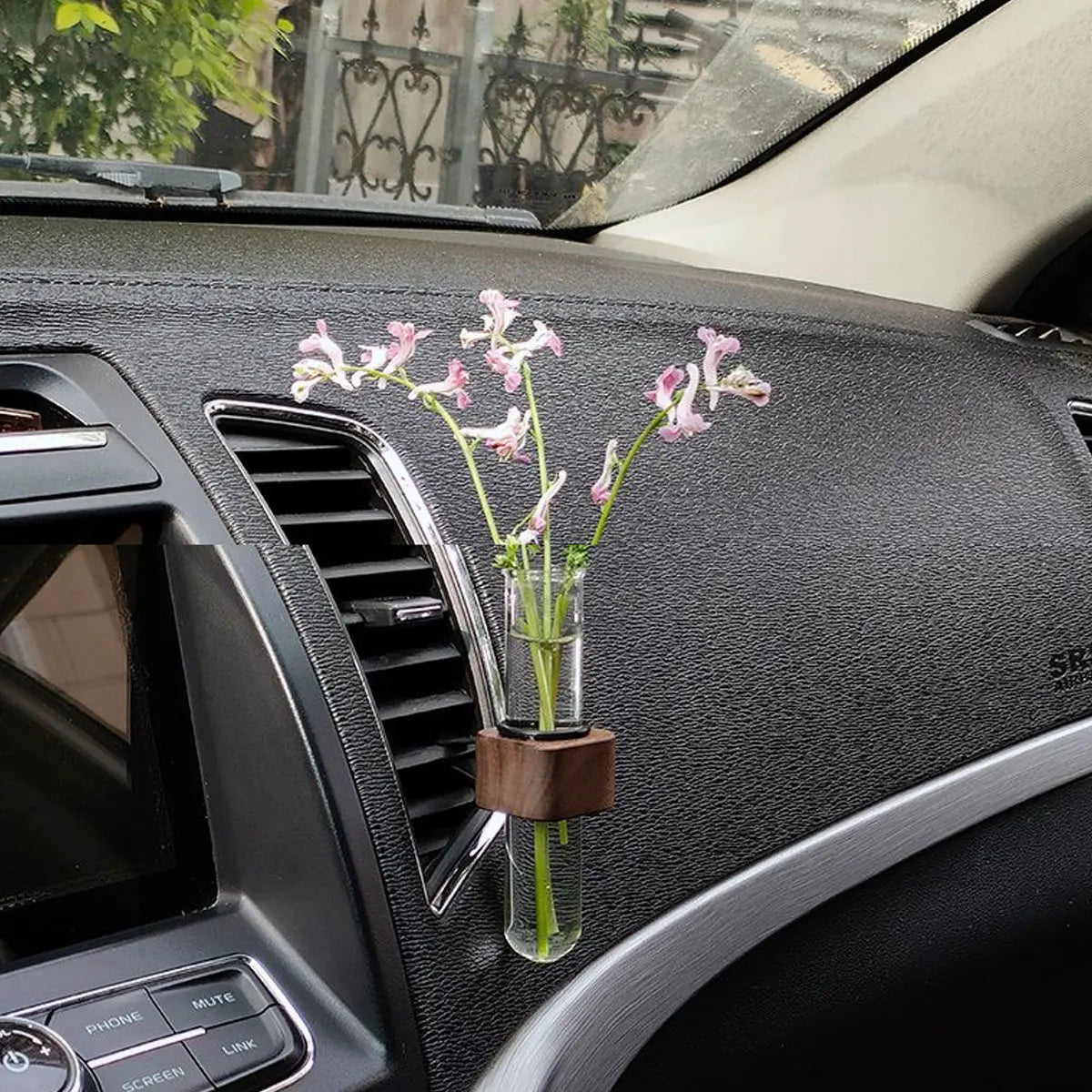 Mini Glass Plant Terrarium – Hanging Hydroponic Bottle for Car Interior Decor