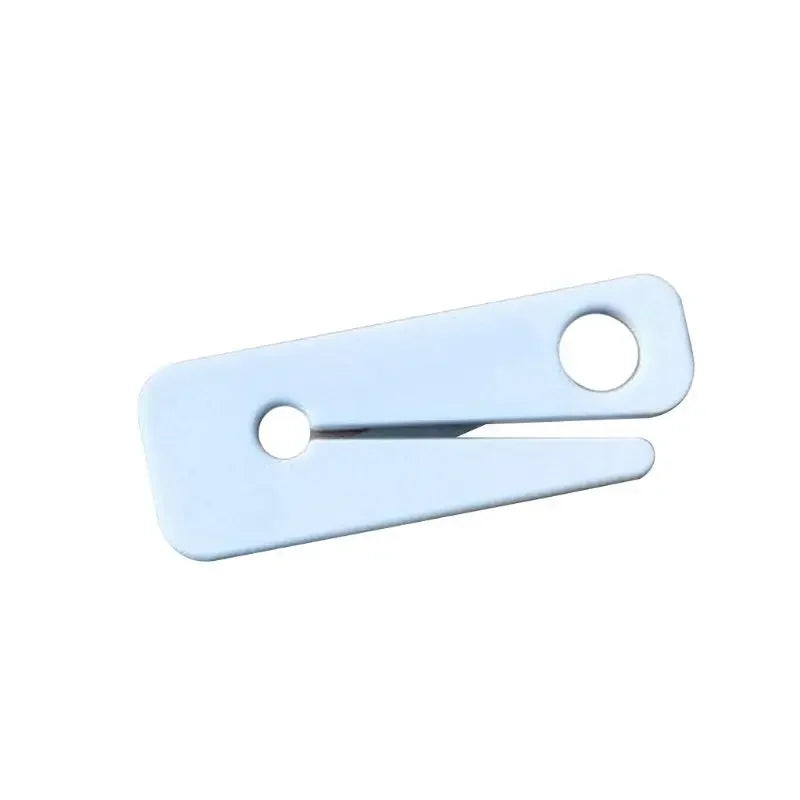 Portable Seatbelt Cutter – Hanging Emergency Safety Tool for Auto Rescue