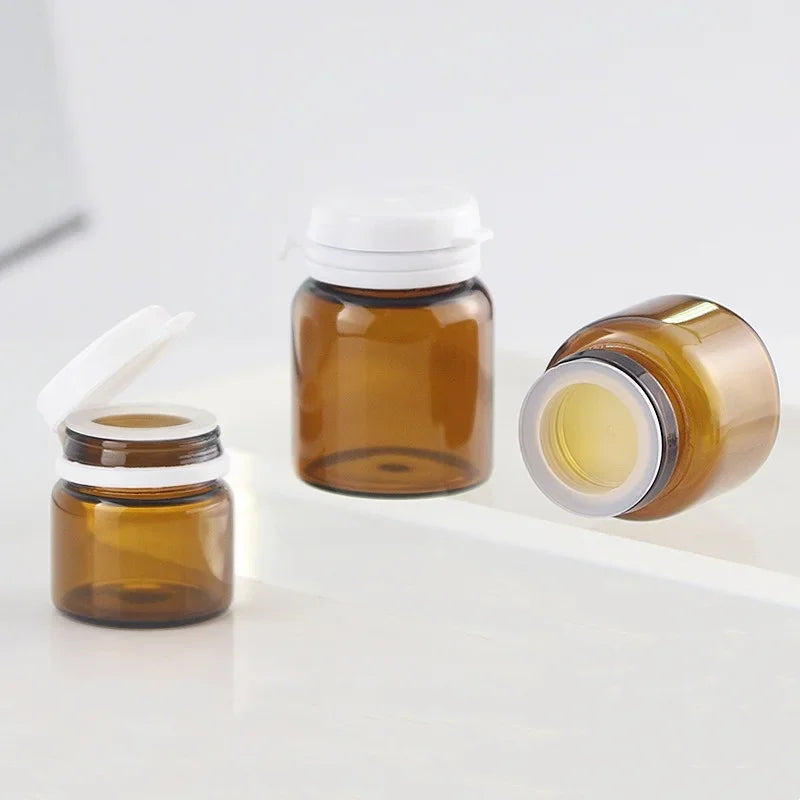 Refillable Glass Cosmetic Jars – Mini Travel Containers for Skincare Storage