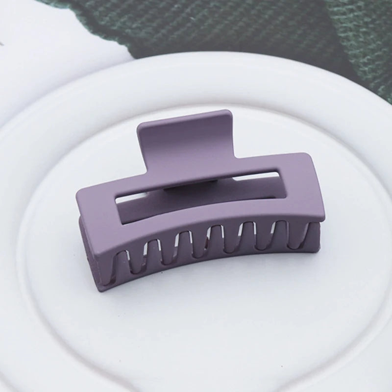Large Plastic Hair Claw – Korean Fashion Clip for Women Styling