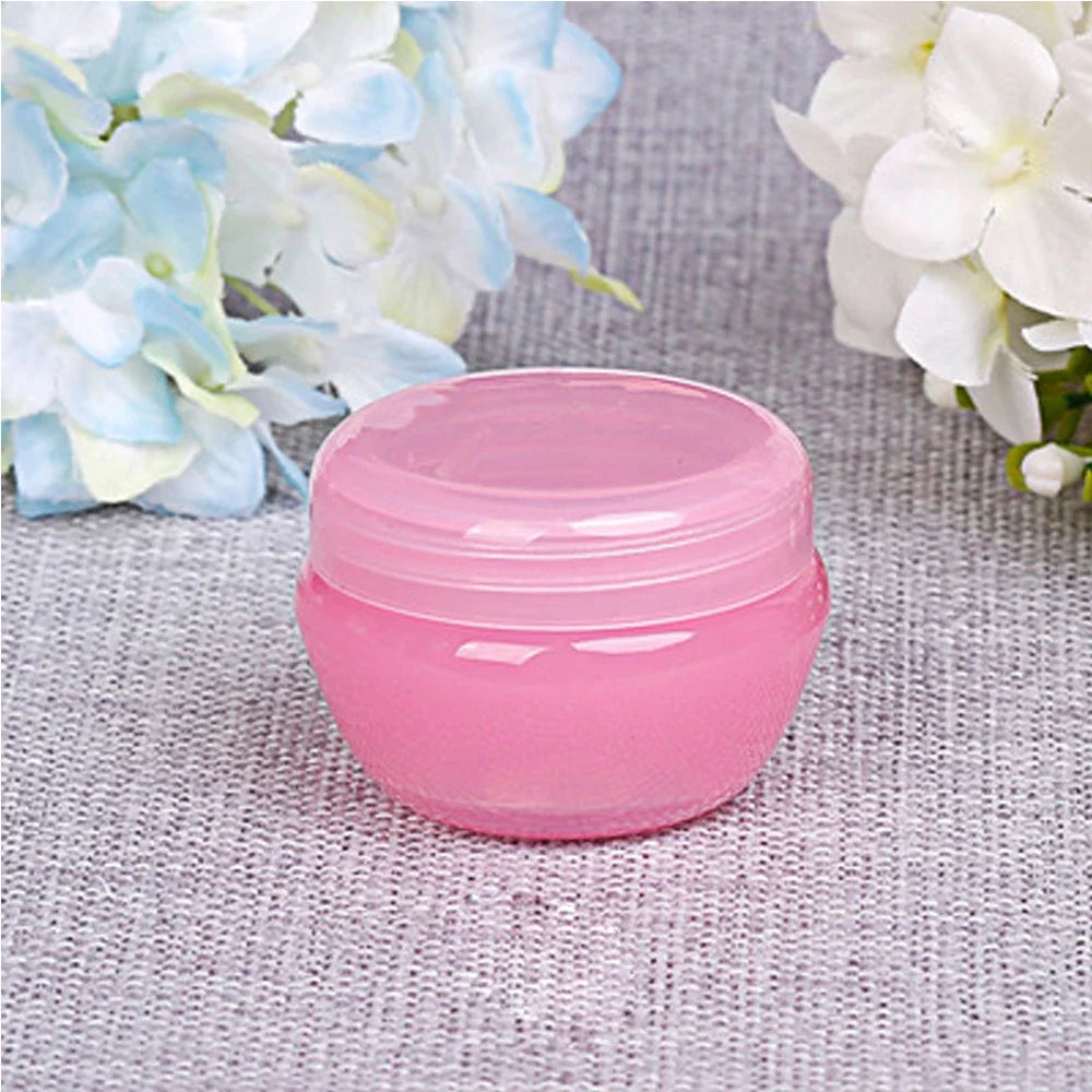 Empty Cosmetic Jars – Refillable Plastic Pots for Travel and Sample Creams