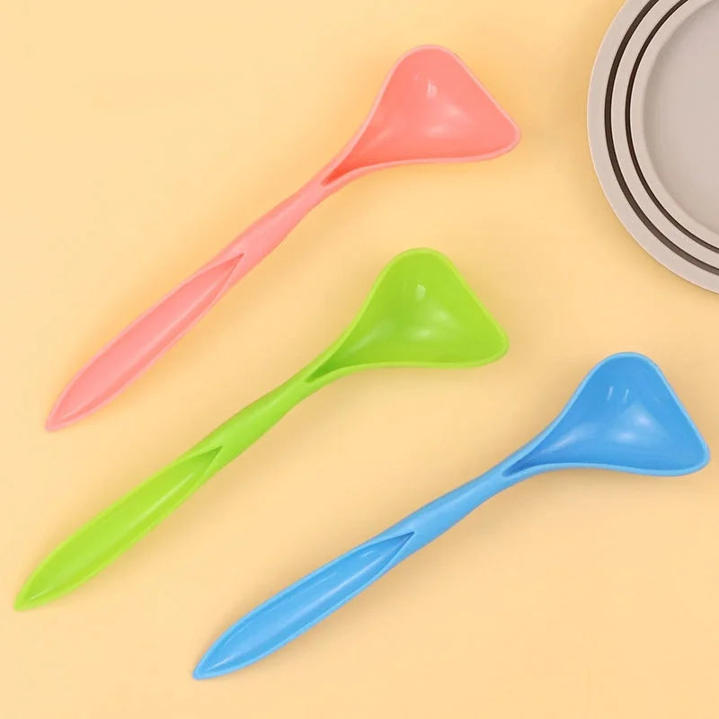 Silicone Pet Food Can Lids – Airtight Reusable Covers for Dogs and Cats