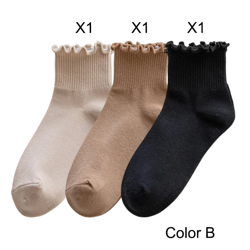 Ruffled Ankle Socks – Breathable Japanese Style Kawaii Hosiery for Women