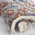 Thickened Flannel Dog Bed Mat – Soft Warm Pet Blanket for Winter Sleeping